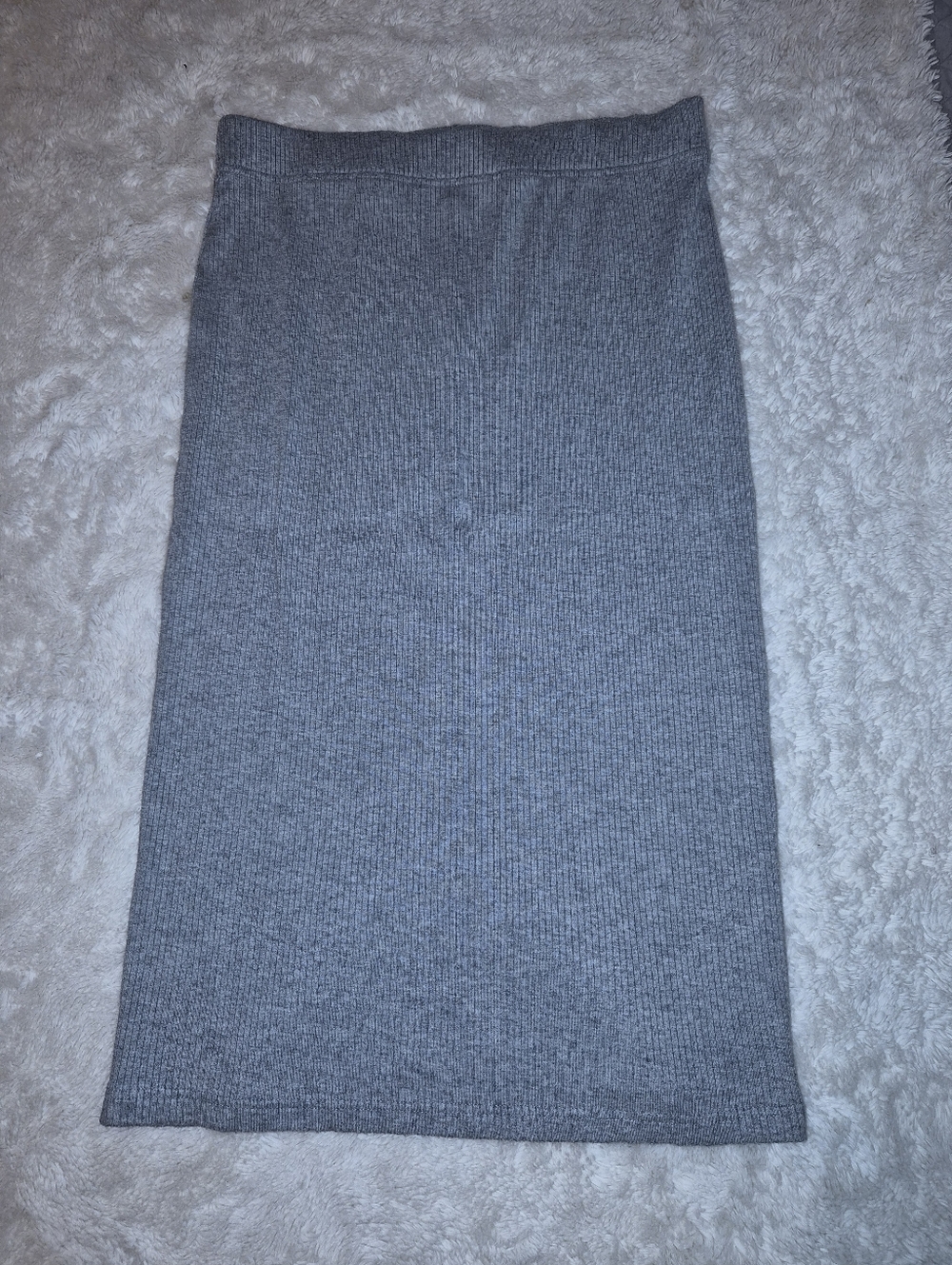 Time and Tru Gray Ribbed Knit Pencil Skirt